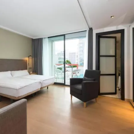 Kyrat Amarac Otel