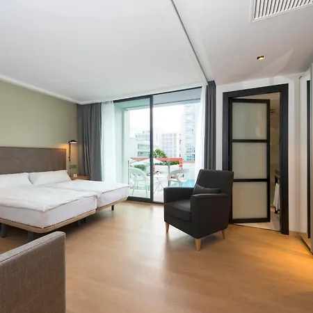 Kyrat Amarac Otel