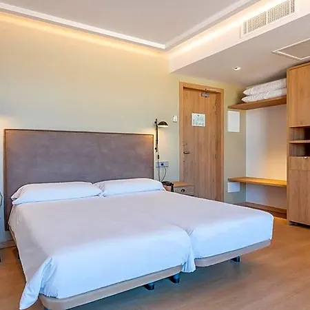 Kyrat Amarac Otel 4*