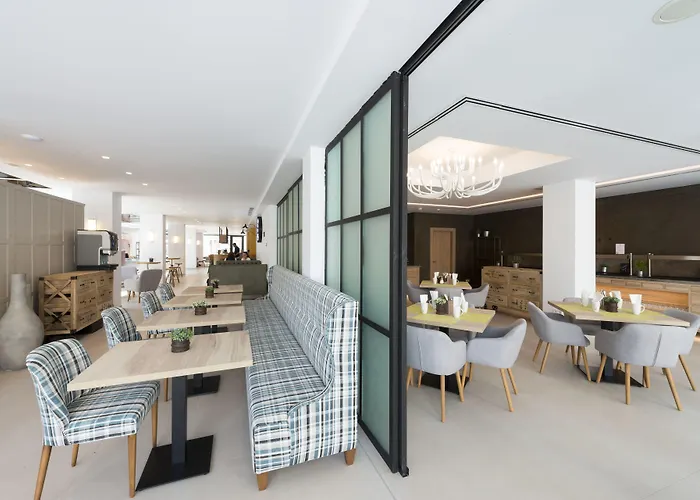 Hotel Kyrat Amarac 4*