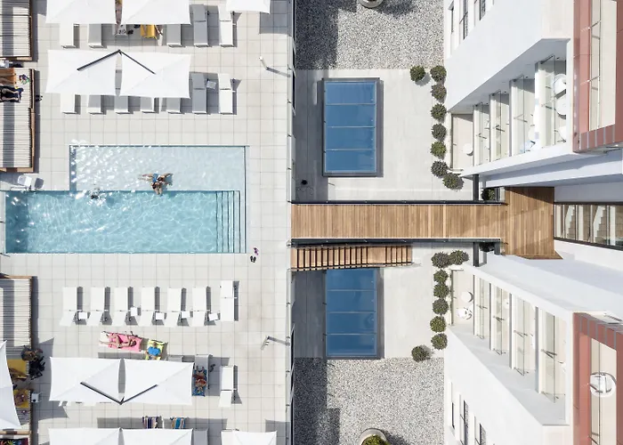 Готель Kyrat Amarac