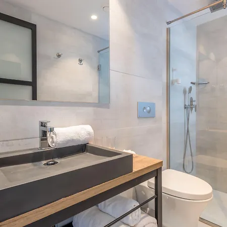 Kyrat Amarac Szálloda